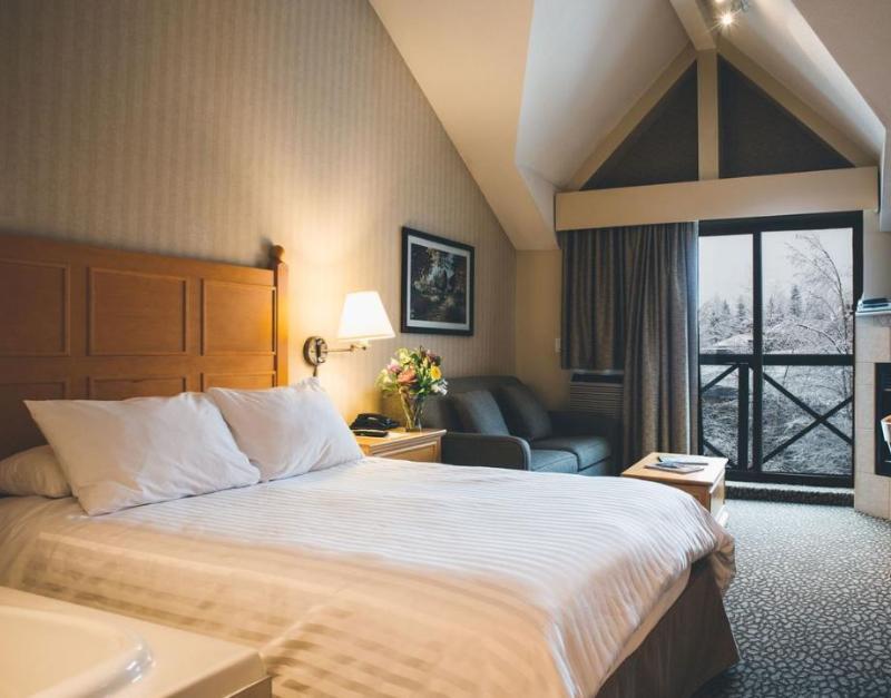 Pinnacle Hotel Γουίστλερ Εξωτερικό φωτογραφία