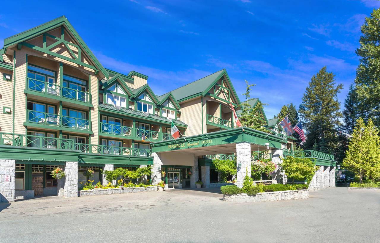 Pinnacle Hotel Γουίστλερ Εξωτερικό φωτογραφία